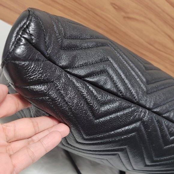 GUCCI MARMONT CHAIN TOTE BAG - Picture 9 of 12